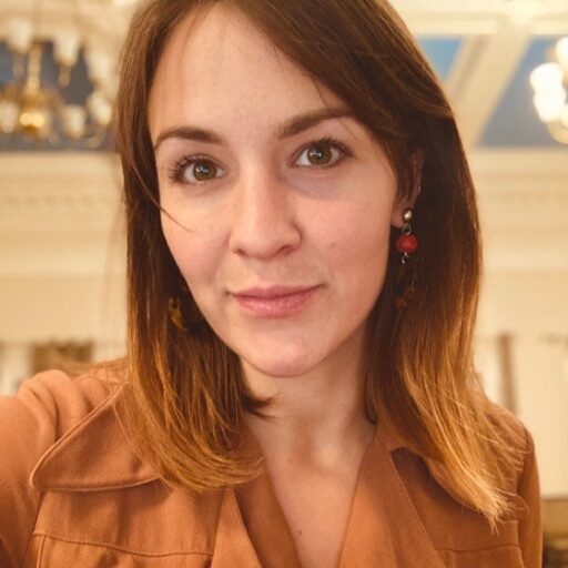 Lily Peters | Creative Copywriter